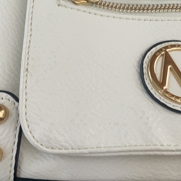 🚨🚨EUC Mía K Farrow Collection Crossbody - Picture 9 of 9